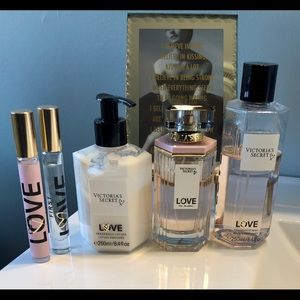 Victoria’s Secret Love layering set